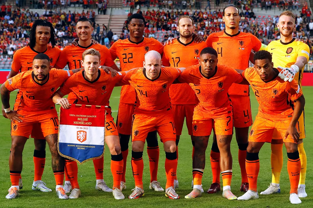 World Cup 2022: Van Gaal announces the Netherlands squad with De Jong,  Depay... and Xavi Simons! | Marca